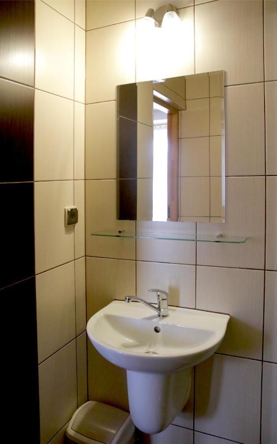 Pokoje Goscinne Staszelowka Ciche Małe Dış mekan fotoğraf